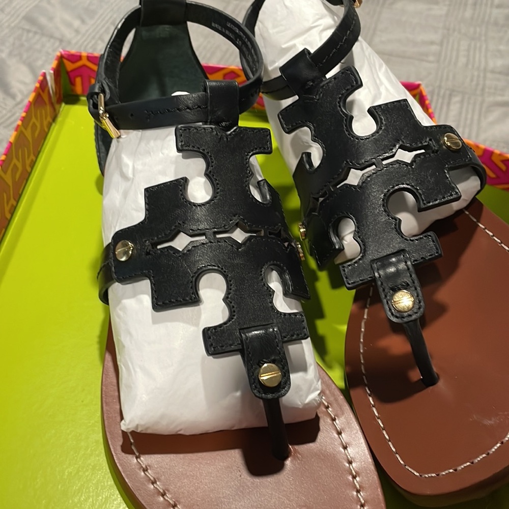 Brand NEW, worn 3 times, Tory Burch Weston Flat Thong